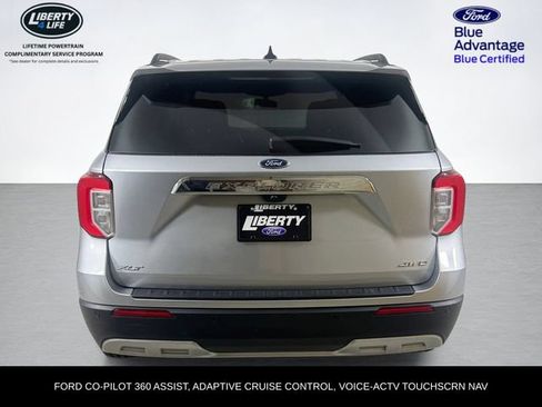 Certified 2022 Ford Explorer XLT w/ Equipment Group 202A AWD/4WD image 4