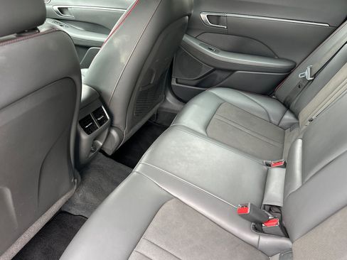 Used 2023 Hyundai Sonata SEL Plus image 12