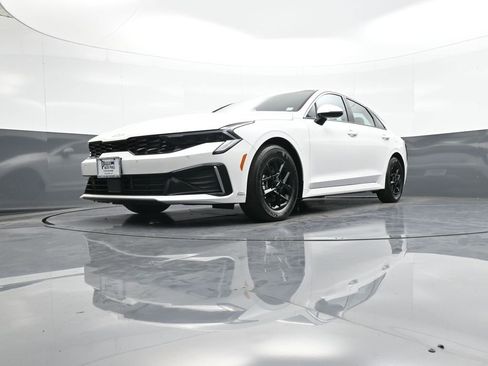 Certified 2025 Kia K5 LXS image 24