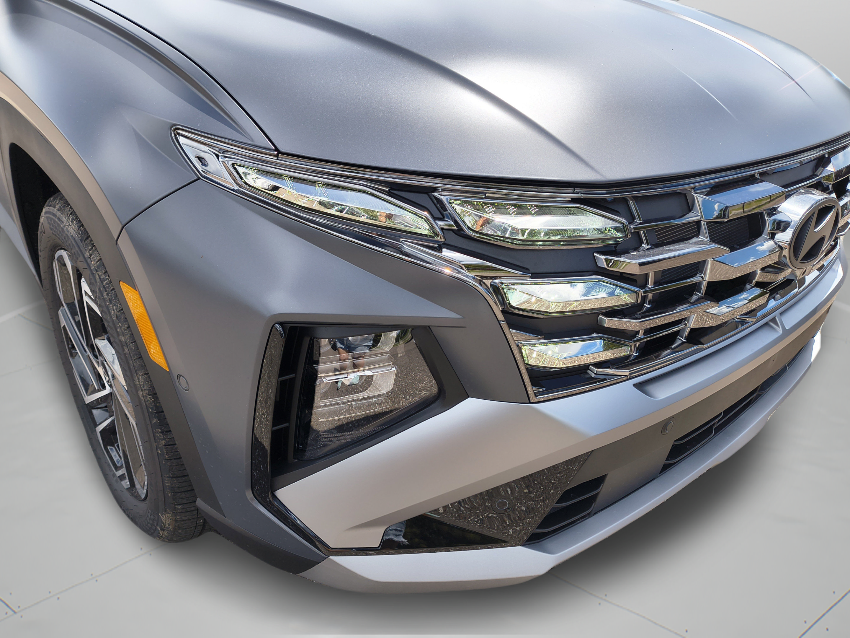 New 2026 Hyundai Tucson Limited FWD image 32