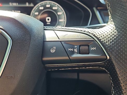 Used 2023 Audi SQ5 Premium Plus w/ Premium Plus Package image 29