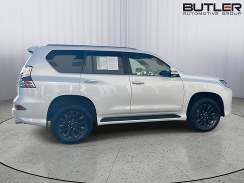 Used 2021 Lexus GX 460 Premium w/ Premium Package image 7