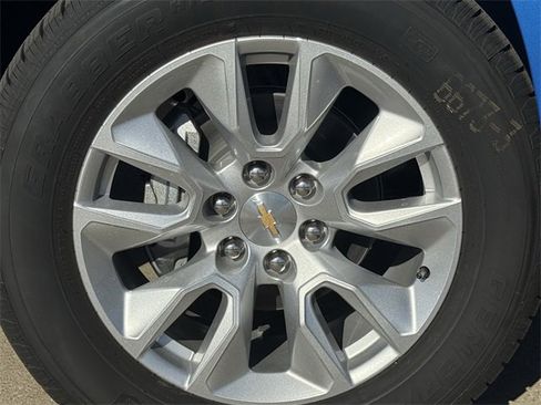 New 2026 Chevrolet Silverado 1500 Custom image 9