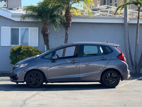 Used 2019 Honda Fit LX image 2