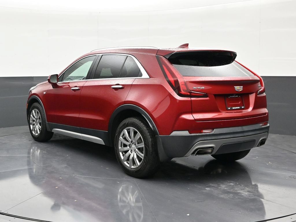 Used 2019 Cadillac XT4 Premium Luxury w/ Enhanced Visibility Package FWD image 3