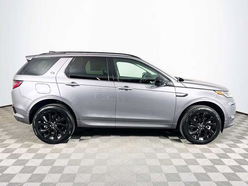 New 2025 Land Rover Discovery Sport S image 4