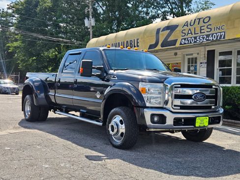 Used 2015 Ford F350 Lariat w/ Lariat Interior Package AWD/4WD image 1