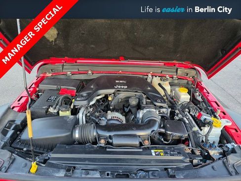 Used 2018 Jeep Wrangler Unlimited Sport S image 13