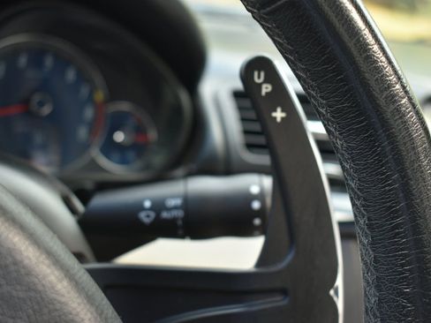 Used 2016 Maserati GranTurismo Sport image 31