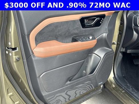 New 2026 Subaru Forester Touring image 10