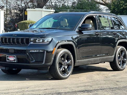 New 2026 Jeep Grand Cherokee Limited w/ Limited Altitude Package image 8