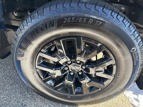 Used 2026 Nissan Frontier SV w/ All-Weather Content Package image 11