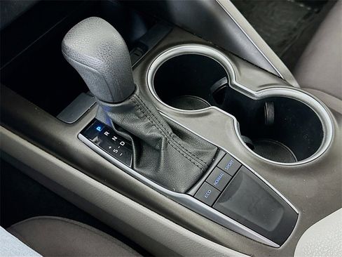 Used 2023 Toyota Camry LE image 25