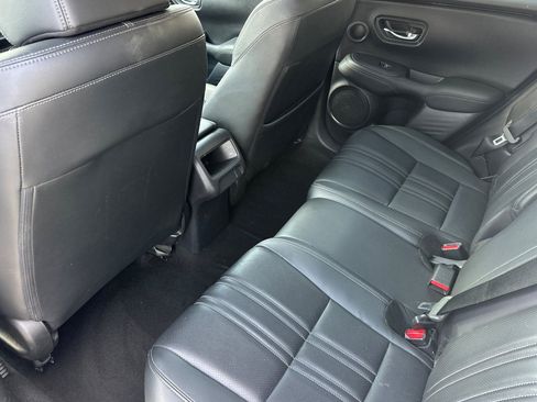 Used 2023 Honda HR-V EX-L image 14
