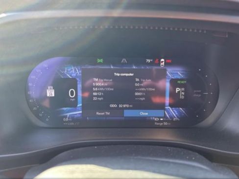 Used 2023 Volvo C40 P8 Recharge Plus AWD/4WD image 6