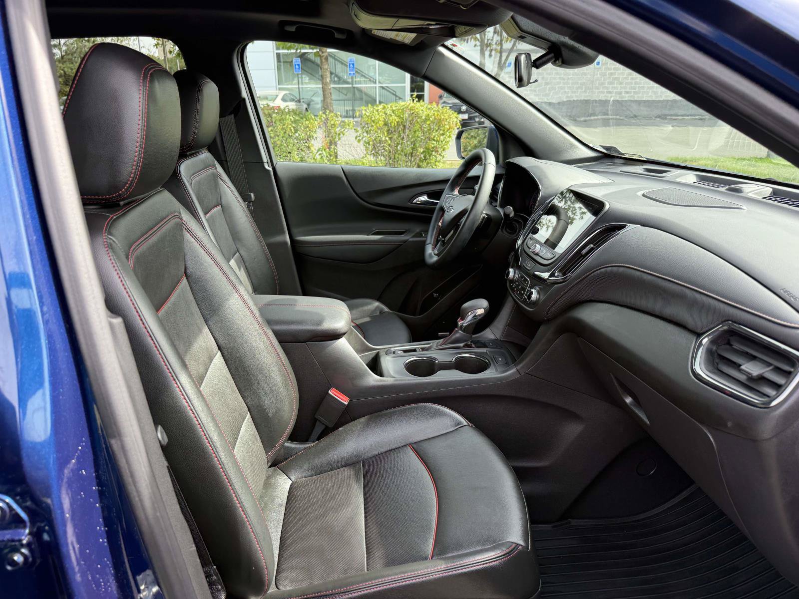 Certified 2023 Chevrolet Equinox RS w/ RS Leather Package AWD/4WD image 13