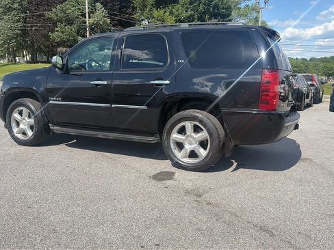 Used 2013 Chevrolet Tahoe LTZ AWD/4WD image 9