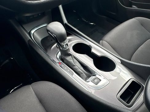 Used 2023 Chevrolet Malibu LT FWD image 22