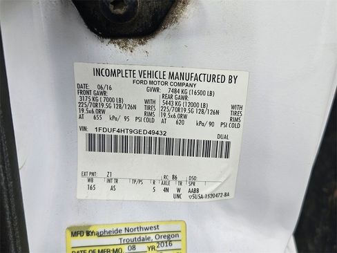 Used 2016 Ford F450 XL w/ Power Equipment Group image 34