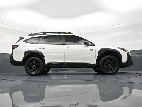 Used 2022 Subaru Outback Wilderness image 29
