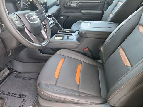 Used 2026 GMC Sierra 2500 AT4 AWD/4WD image 17
