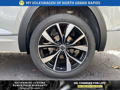 New 2026 Volkswagen Atlas SEL Premium R-Line image 5