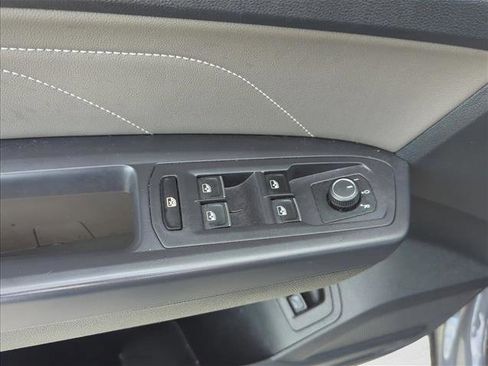 Used 2021 Volkswagen Atlas Cross Sport SEL R-Line image 13