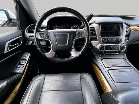 Used 2016 GMC Yukon Denali w/ Open Road Package AWD/4WD image 5