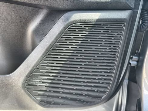 Used 2026 Chevrolet Equinox LT AWD/4WD image 23