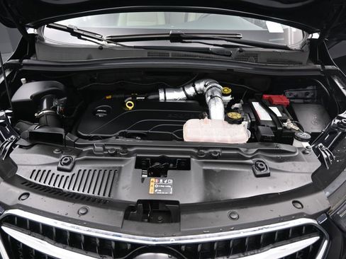 Used 2022 Buick Encore Preferred w/ Safety Package image 15