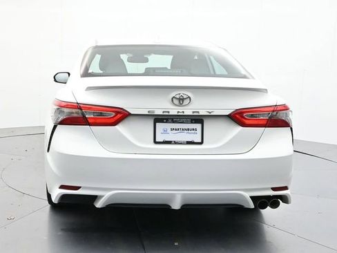 Used 2019 Toyota Camry L image 6