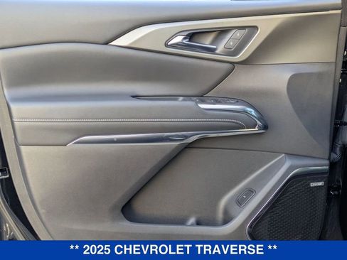 New 2025 Chevrolet Traverse LT w/ Enhanced Driving Package image 11