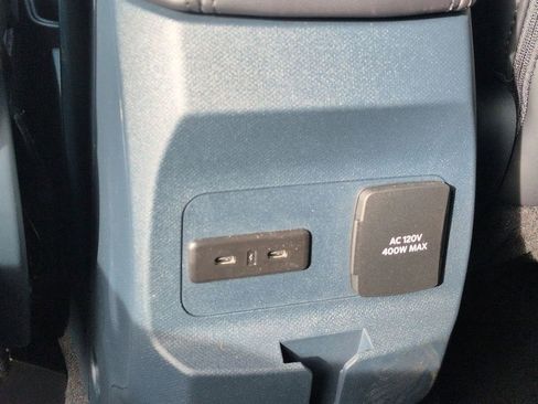 New 2026 Ford Maverick Lariat AWD/4WD image 24