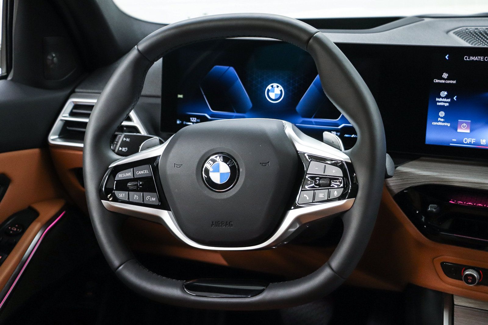 Used 2026 BMW 330i Sedan w/ Premium Package RWD image 15
