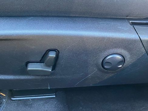 Used 2023 Dodge Charger SXT w/ Blacktop Package image 13