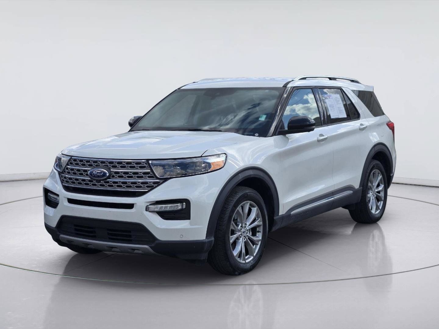 Used 2023 Ford Explorer Limited w/ Equipment Group 301A AWD/4WD image 1