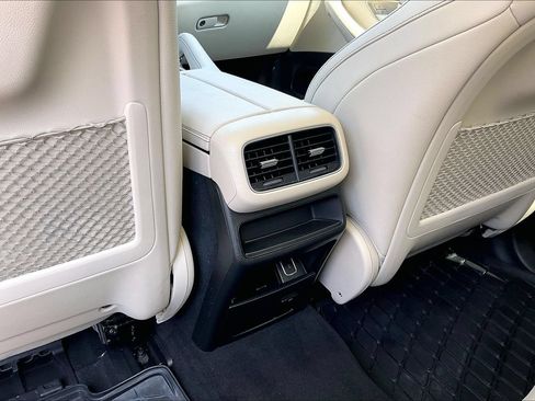 Used 2022 Mercedes-Benz GLE 350 image 10