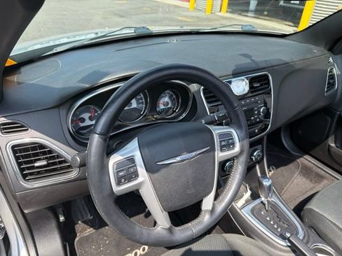 Used 2011 Chrysler 200 Touring w/ Cold Weather Group FWD image 12