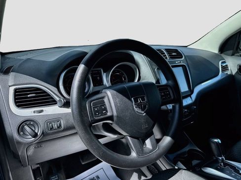 Used 2011 Dodge Journey Mainstreet w/ Safe & Sound Group AWD/4WD image 10