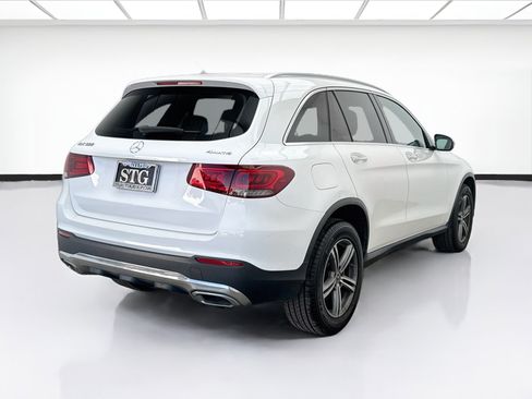 Used 2020 Mercedes-Benz GLC 300 4MATIC image 4