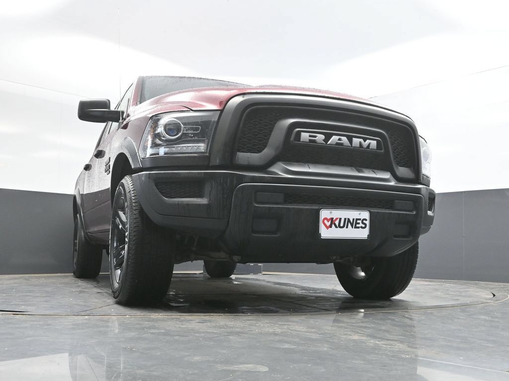 Used 2024 RAM 1500 Warlock AWD/4WD image 32