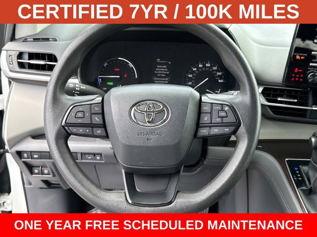 Used 2024 Toyota Sienna LE AWD/4WD image 18