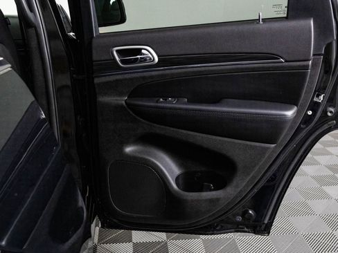 Used 2020 Jeep Grand Cherokee Limited image 42