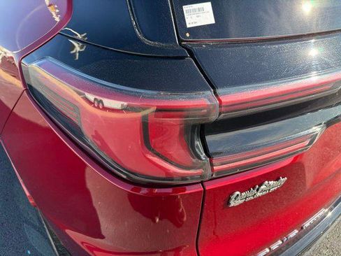 Used 2024 GMC Acadia Denali w/ Super Cruise Package image 15