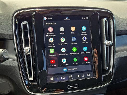 Certified 2023 Volvo XC40 Recharge Core AWD/4WD image 26