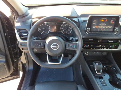 Certified 2023 Nissan Rogue SV w/ SV Premium Package image 14