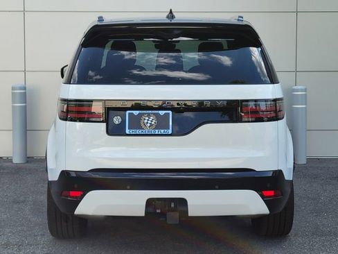 Used 2025 Land Rover Discovery Dynamic SE AWD/4WD image 10