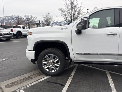 New 2026 Chevrolet Silverado 3500 High Country w/ Technology Package image 8
