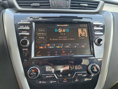 Used 2020 Nissan Murano SL image 10