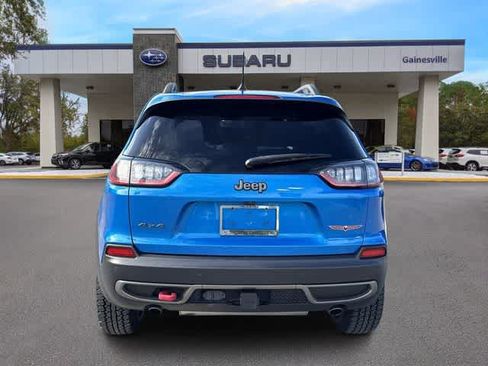 Used 2019 Jeep Cherokee Trailhawk AWD/4WD image 5
